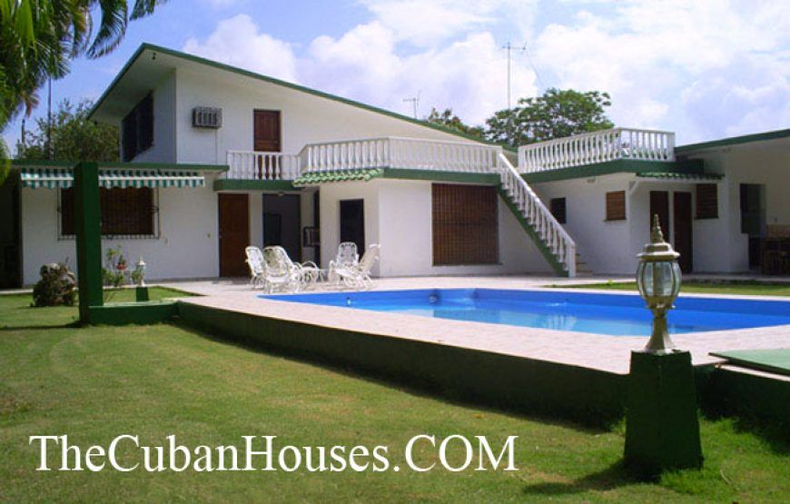 Casa Magali en Siboney, 4 habitaciones con piscina y jardines