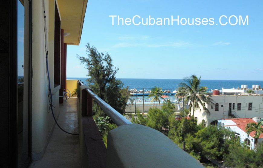 Osvaldo´s House in Miramar, 4 luxurious rooms with sea view