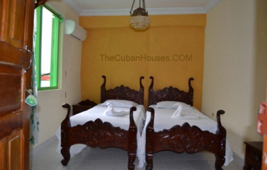 Maison Pension Rintintin à Trinidad, 2 chambres climatisées.