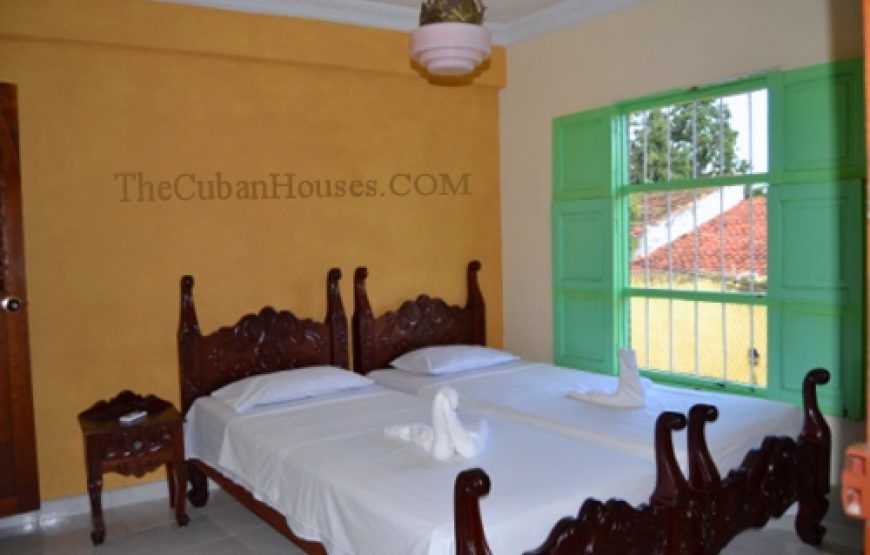 Maison Pension Rintintin à Trinidad, 2 chambres climatisées.