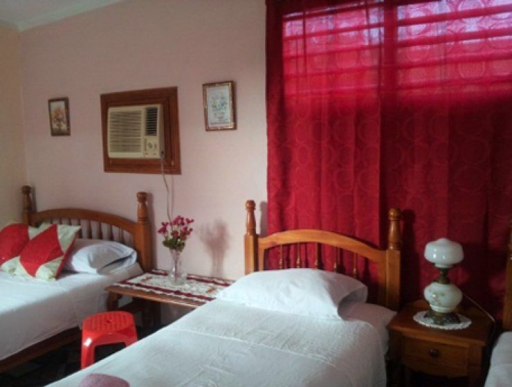 La Caridad House Inn in Trinidad, 2 air-conditioned bedrooms.