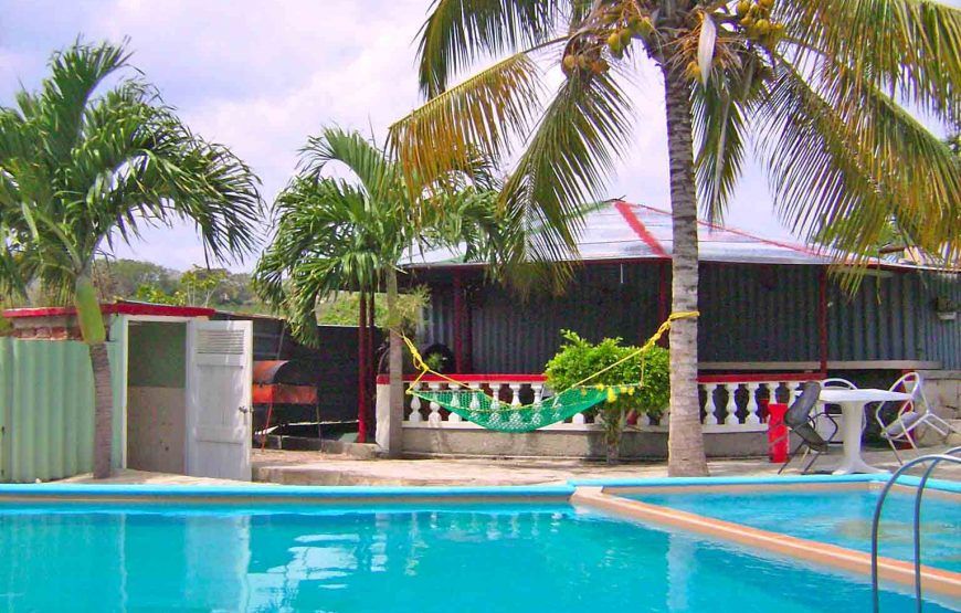 Tamara House in Guanabo beach, 4 rooms with pool