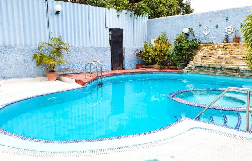 Casa Melquiades, à Guanabo. Avec piscine, près de la plage