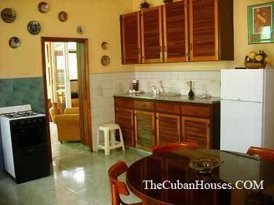 House of Alexis in Siboney, 2 bedrooms with garage and patio