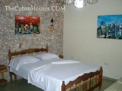 Casa Raúl Mora en Santiago de Cuba, 3 cuartos cerca del casco histórico