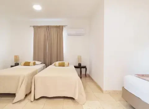 apartamento-chiara-vedado-habana-habitacion-2
