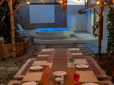 Cabaña by the beach, Boca Ciega. Piscine et vue sur la mer