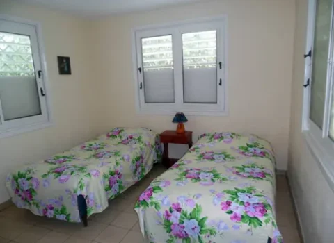 casa-coral-blanco-varadero-habitacion-1