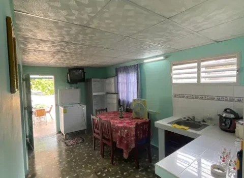 casa-dailet-boca-ciega-cocina-comedor