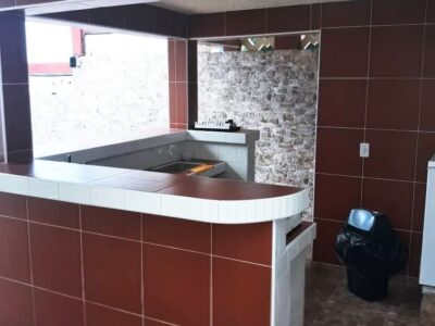Home Dayrolis in Playa Boca Ciega, 4 bedrooms, pool and bar