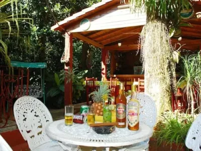 Casa Jardín Botánico en Viñales. 2 Habitaciones con WiFi y Planta Eléctrica