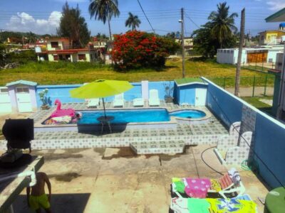 Accueil Leyanis à Boca Ciega, avec 3 chambres avec piscine, près de la mer