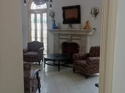Mar House in Miramar. 3 Bedrooms, Power Generator & Monthly Rental