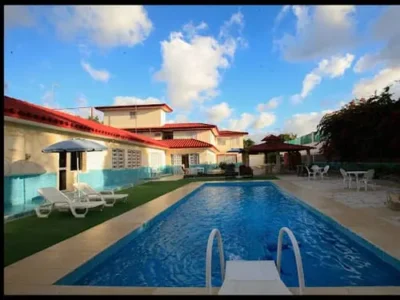 Casa Mary Loly en Siboney, 8 Habitaciones con Piscina y Pasadía para Grupos