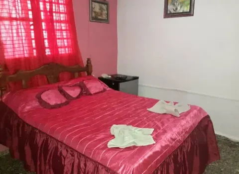 casa-natividad-guanabo-habitacion