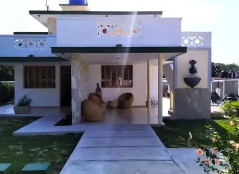 casa-yona-guanabo-fachada