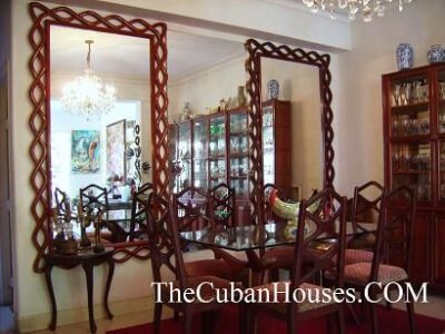 Casa de Ruth en Vedado, apartamento de 2 habitaciones.
