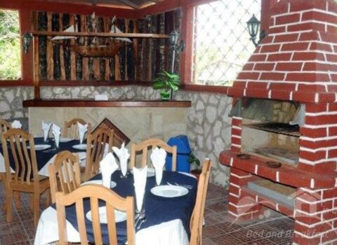 Hostal-Brisas-del-Sur-en-Playa-Giron-Cuba.
