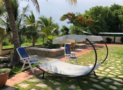 Hostal-El-Capitan-Patio
