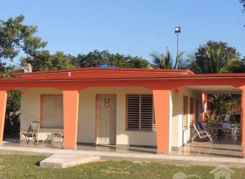 Villa-Serafin-en-Playa-Giron-Cuba