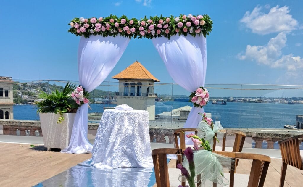 Local para fiestas y bodas en el Hotel Palacio de Corredores en La Habana Vieja