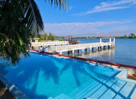 Piscina-de-la-Casa-Mauriz