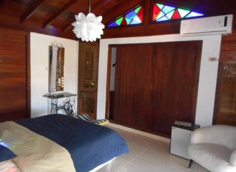 casa-maria-del-carmen-en-vedado-habitacion-1