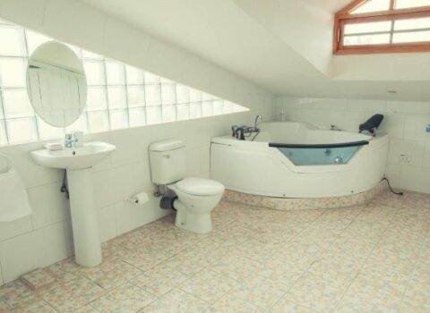 jacuzzi-casa-al-canal-santa-fe-la-habana